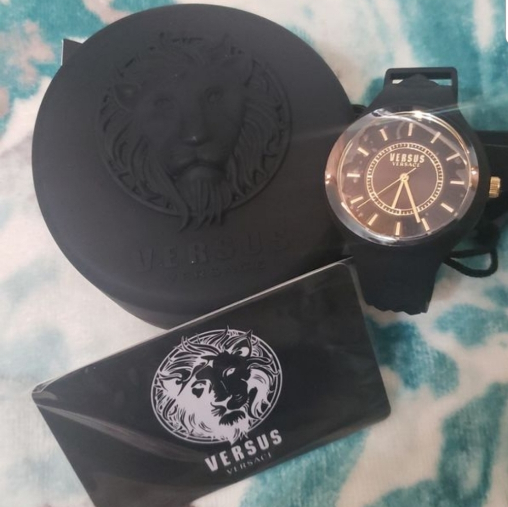 Versus black watch